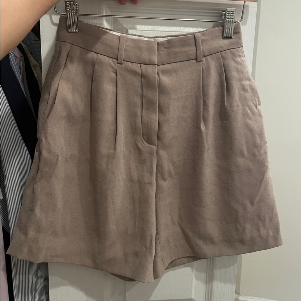 Black and Tan 2 pairs Aritzia 0 shorts